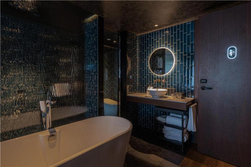 שנגחאי Neobridge Hotel מראה חיצוני תמונה